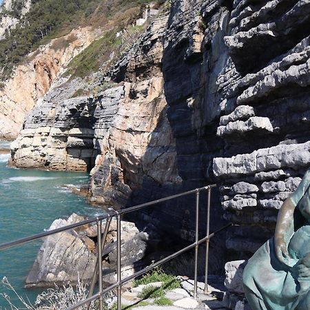 Byron Guest House Porto Venere Buitenkant foto