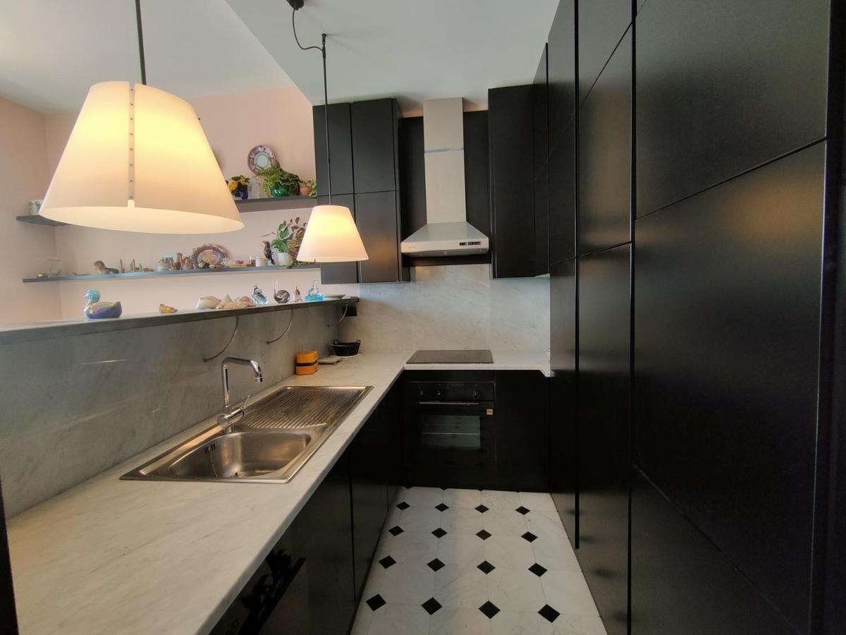Byron Guest House Porto Venere Buitenkant foto