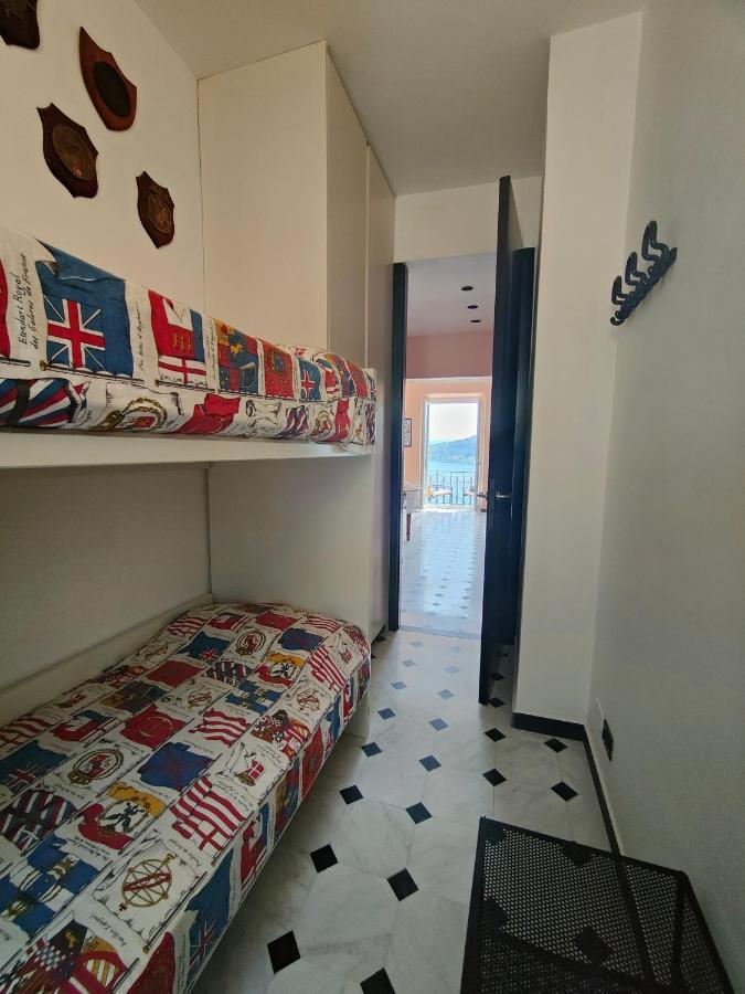 Byron Guest House Porto Venere Buitenkant foto